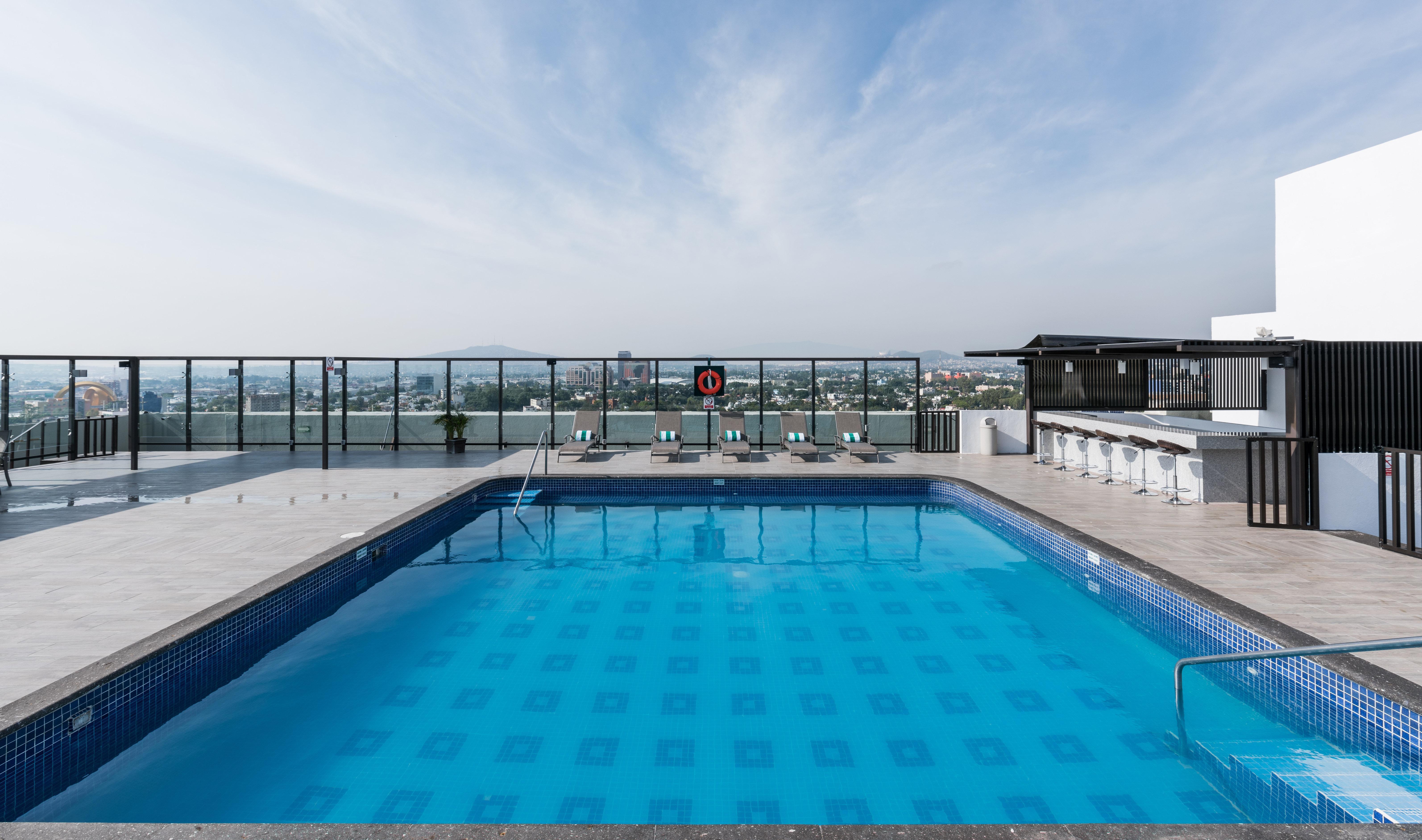 Holiday Inn Guadalajara Select By Ihg Exterior photo