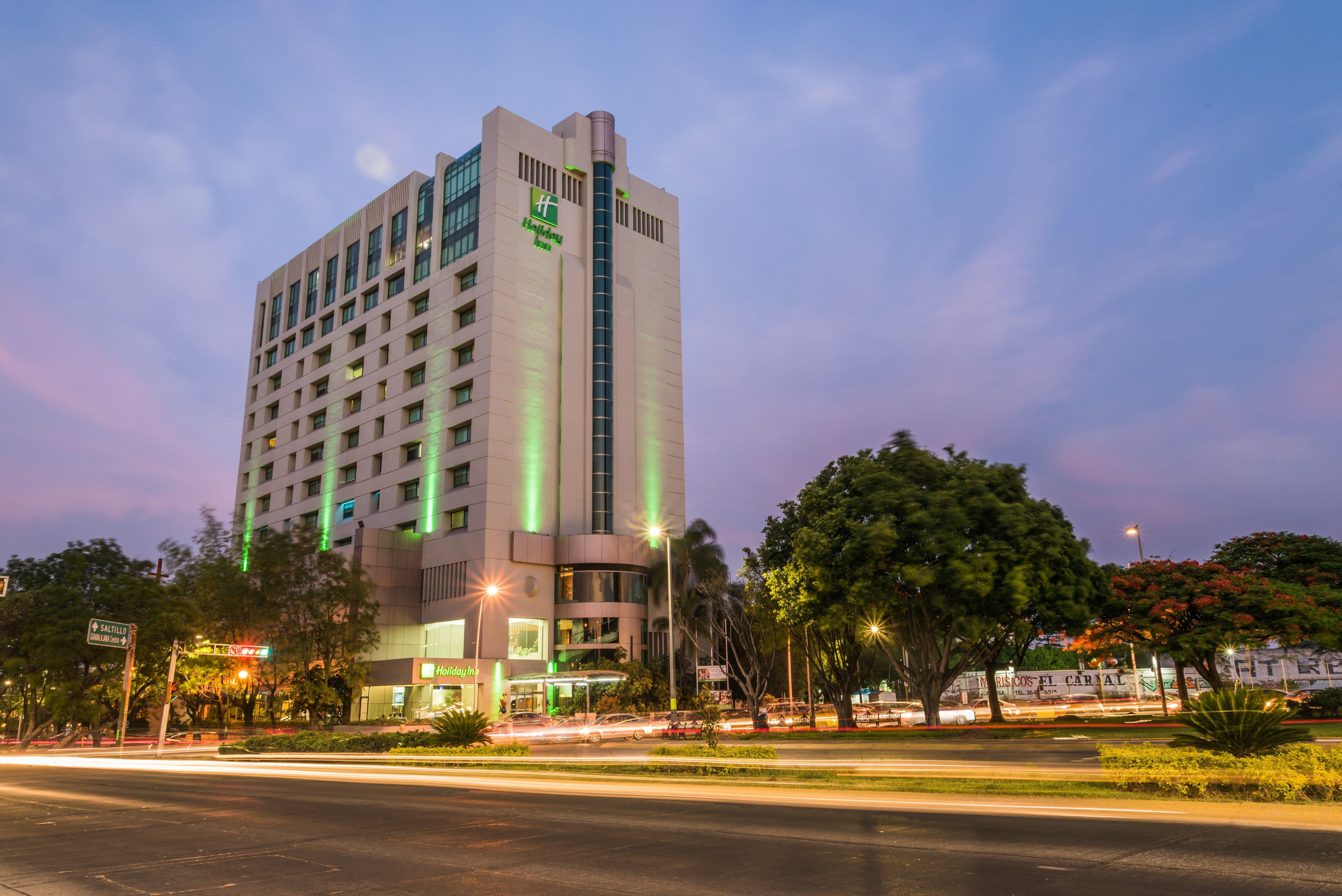 Holiday Inn Guadalajara Select By Ihg Exterior photo